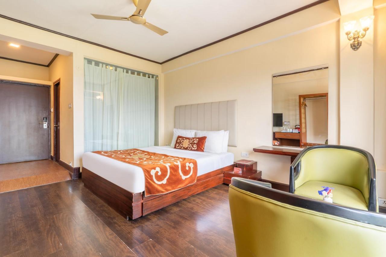 Summit Lillium Hotel & Spa 칼림퐁 외부 사진